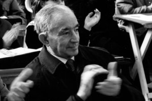 Óscar Lopes faleceu a 22 de Março de 2013, com 96 anos