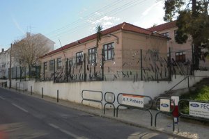 CDU defende que abertura de turmas na Escola Dr. Mário Madeira permitiria o regresso dos alunos colocados fora da vila