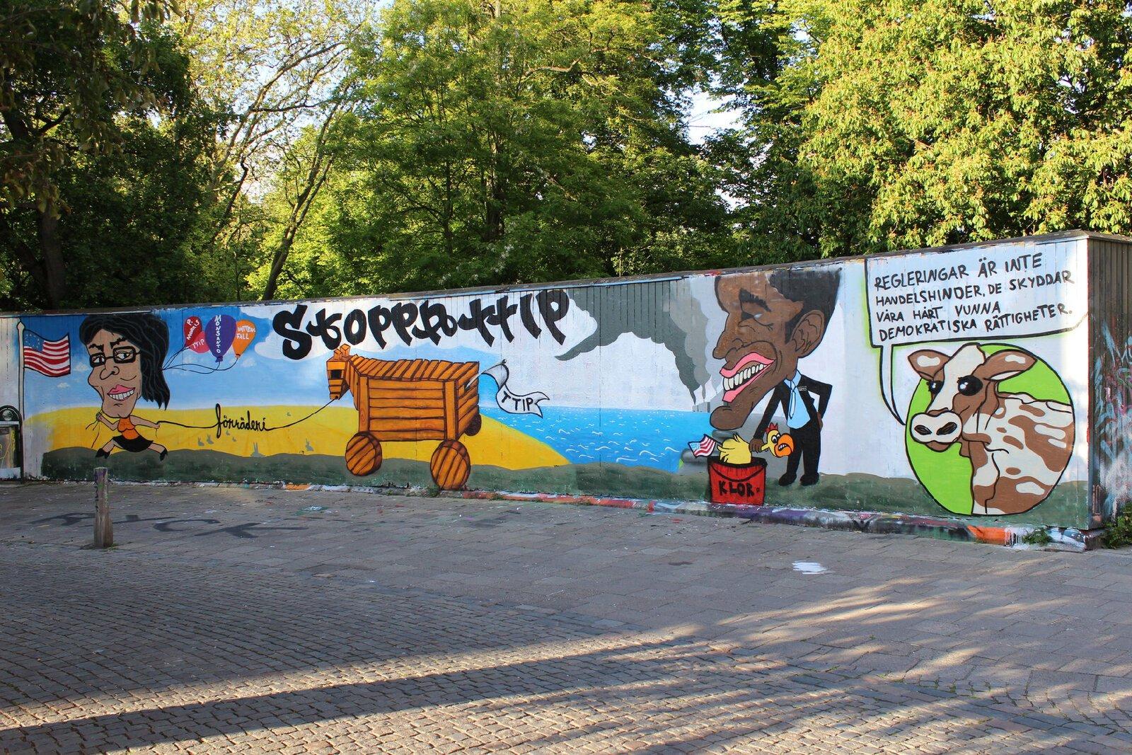 Grafitti de contestação ao TTIP em Malmö, Suécia