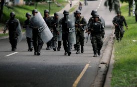  Polícia reprime protestos de estudantes hondurenhos em defesa da Educação pública
