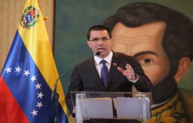 Autoridades venezuelanas anunciam «vias alternativas» para ultrapassar bloqueio