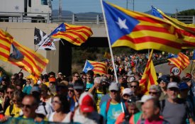 Milhares participam nas Marchas pela Liberdade na Catalunha