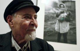 Fotógrafo da emigração portuguesa homenageado em Paris