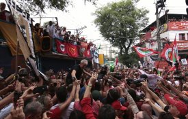  Lula livre arrasa Bolsonaro