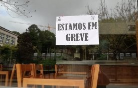 Cervejaria Galiza: trabalhadores impedem retirada de material