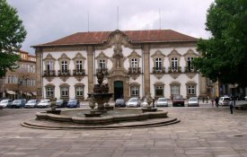 Trabalhadores da Câmara de Braga serão finalmente ressarcidos pelas 40 horas