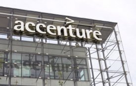  Accenture «não vive bem com direitos laborais»