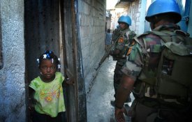 Capacetes azuis acusados de abuso sexual no Haiti