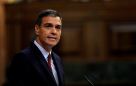 Governo de coligação em Espanha causa incómodo à direita