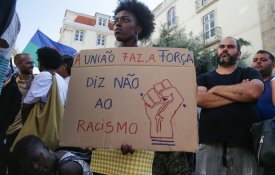 Combater a violência e o racismo