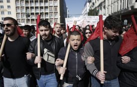  Ataques fascistas a militantes de esquerda sucedem-se na Grécia