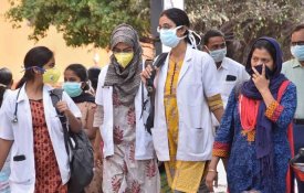  Comunistas indianos exigem ao governo medidas para combater a pandemia