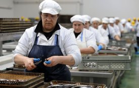  Protesto contra caducidade dos contratos colectivos na indústria alimentar