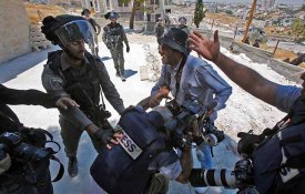  Forças israelitas cometeram 56 «violações» contra jornalistas palestinianos