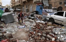  Ataques aéreos sauditas continuam a matar civis no Iémen