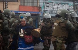  Em apoio aos presos, mapuches ocupam município na região de Bío Bío