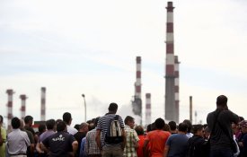  Marcada manifestação contra encerramento da refinaria de Matosinhos