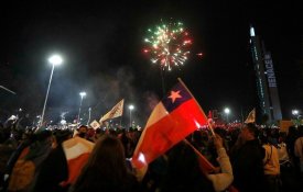  O Chile celebra o fim da Constituição de Pinochet