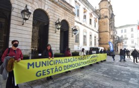 Petição contesta municipalização da Educação