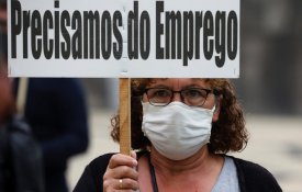 Milhares perderam emprego devido à precariedade