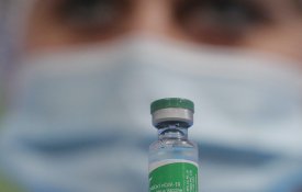 Covid-19. Governos recusam tornar vacinas bens públicos 
