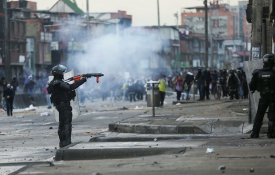 Colômbia: noite de forte repressão provoca vários mortos e feridos