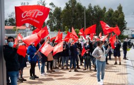  Trabalhadores da Hutchinson Porto não aceitam imposição de baixos salários