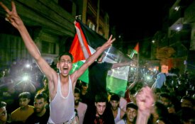  Palestinianos celebram a «vitória» do fim da agressão israelita