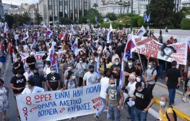 «O povo terá a última palavra»: Parlamento grego aprova lei anti-laboral