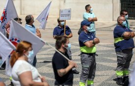 Trabalhadores da EMEL exigem aumentos salariais