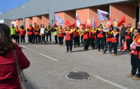 Trabalhadores da DHL em greve 