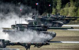 Exército europeu em marcha