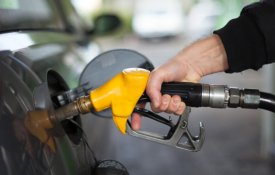 PCP reivindica medidas urgentes para travar subida dos combustíveis