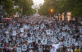  Milhares de uruguaios nas ruas contra a libertação de repressores da ditadura