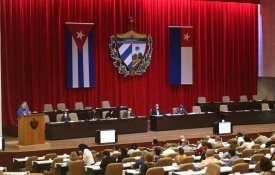  Cuba define prioridades económicas para o próximo ano