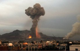Ataques aéreos sauditas provocam dezenas de mortos no Iémen