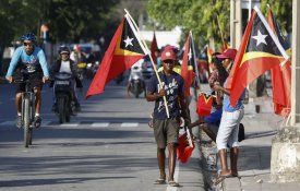 Há 20 anos, Timor-Leste renascia graças à resistência do seu povo
