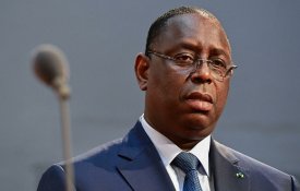 A União Africana não aceita ser arma de arremesso da «comunidade internacional»