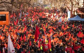 Uruguai: trabalhadores da construção reivindicam investimento público