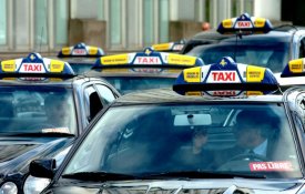 Táxis europeus em Bruxelas para exigir investigação dos «Uber Files»