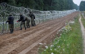 Letónia, Lituânia e Finlândia fecham a porta a quem fuja da mobilização militar