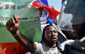 Protestos renovados no Haiti contra a ingerência externa