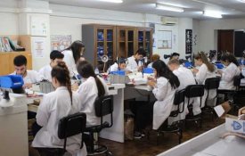 Estudantes do ensino profissional contra a «sobrecarga horária»