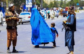 Várias ONG deixam de trabalhar no Afeganistão após veto às mulheres