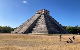 Comunidades indígenas bloqueiam acesso de turistas a Chichén Itzá