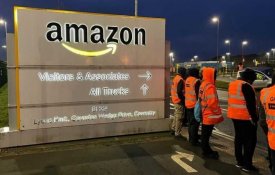 Trabalhadores da Amazon em Coventry em greve contra aumento de 57 cêntimos