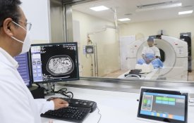  Bolívia inicia produção de radiofármacos contra o cancro