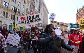 Milhares em Washington pela paz e contra «as guerras intermináveis» dos EUA