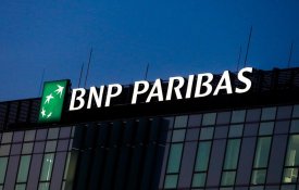  Trabalhadores do BNP Paribas realizam o seu primeiro plenário