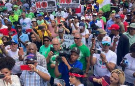 Dominicanos protestam contra a privatização da água